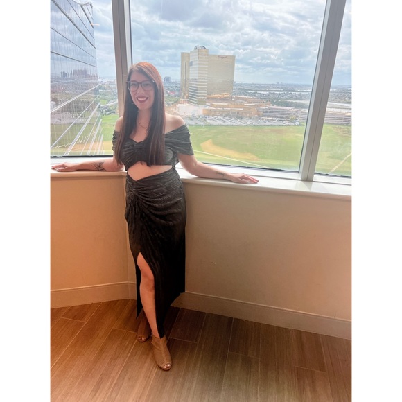 ASOS Two in One Fallen Shoulder Plisse Maxi Dress - Picture 2 of 10